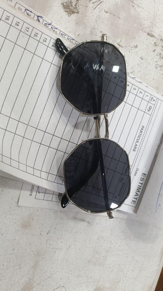 Suga Octagon Round Black Sunglass Accessories
