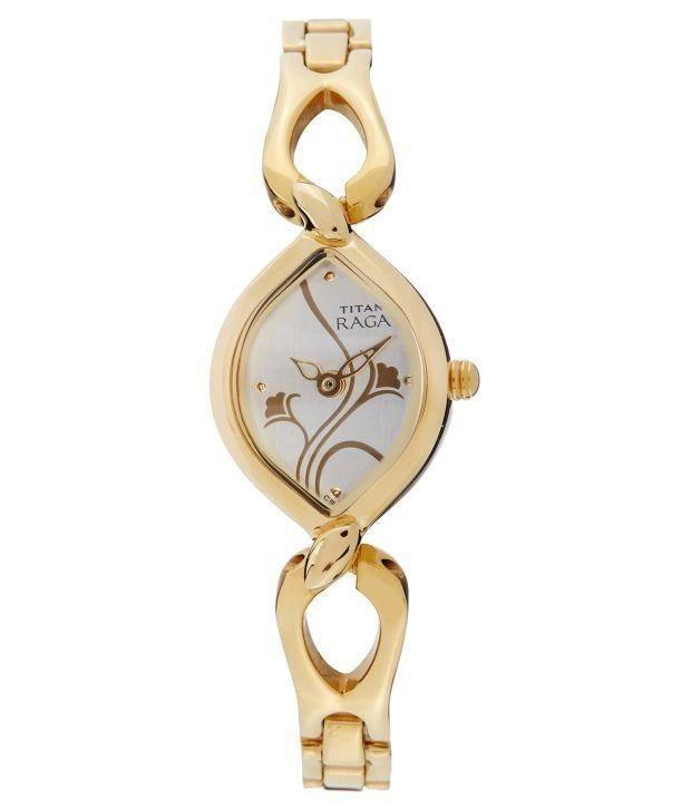 Titan Analog Silver Dial Women's Watch Accessories