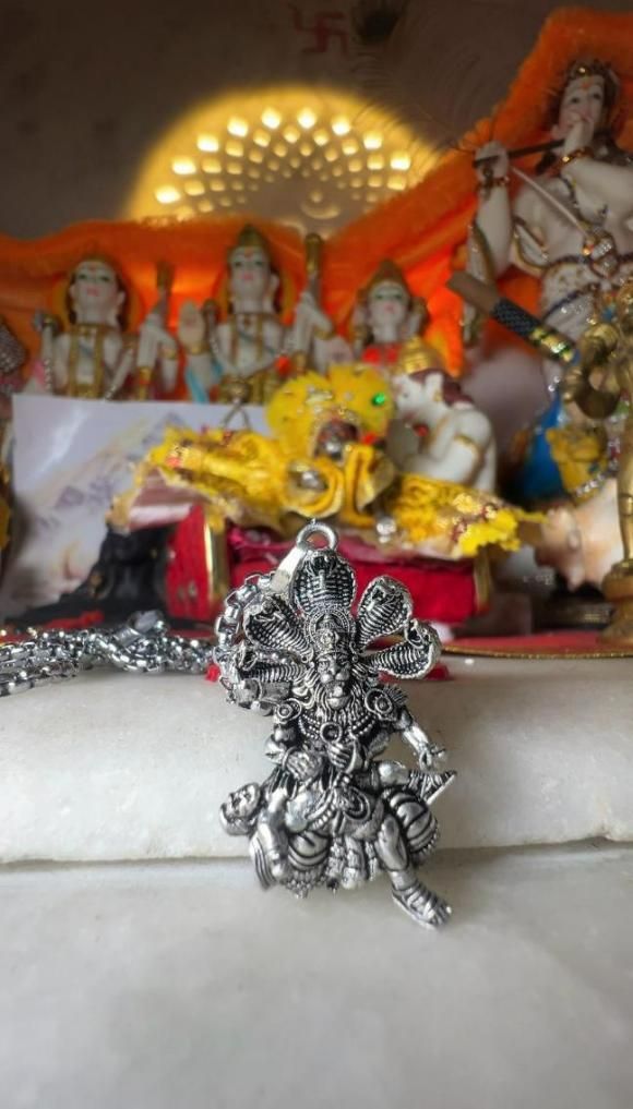 Narsimha Pendent With Chain Jewellery