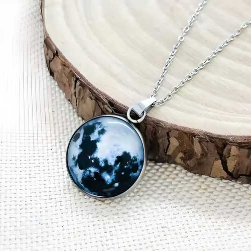 New Glowing Moon Necklace Jewellery