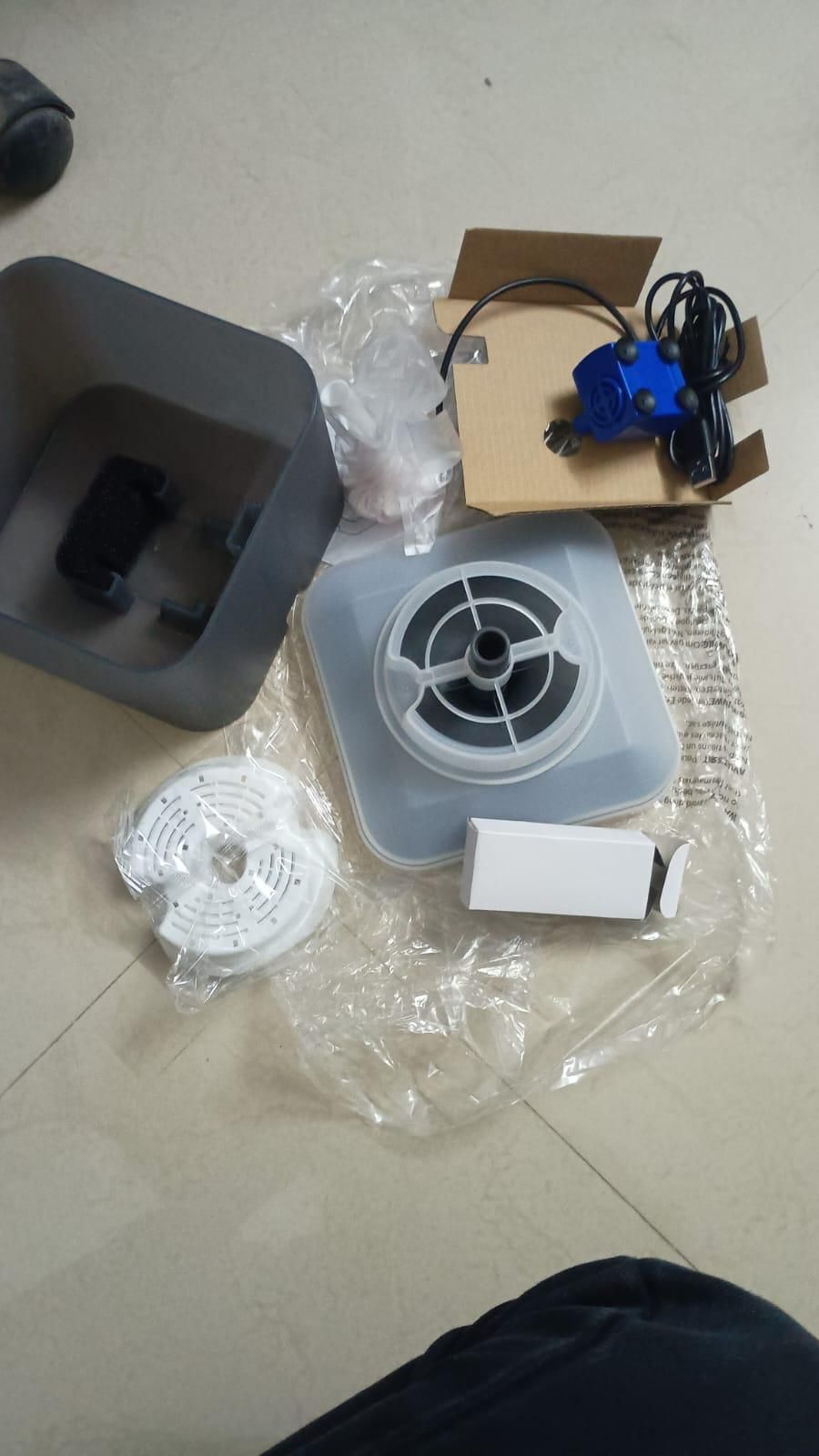 2L Small Pet Water Fountain for Kitten & Small Dogs Home Essentials